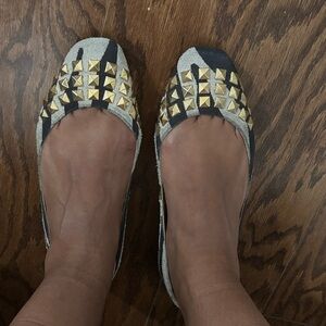 Jimmy Choo Studded Flats – Size [37]